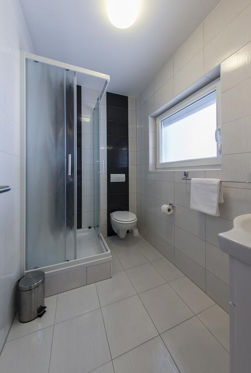 Apartments Villa Klara Baska Voda Ngoại thất bức ảnh