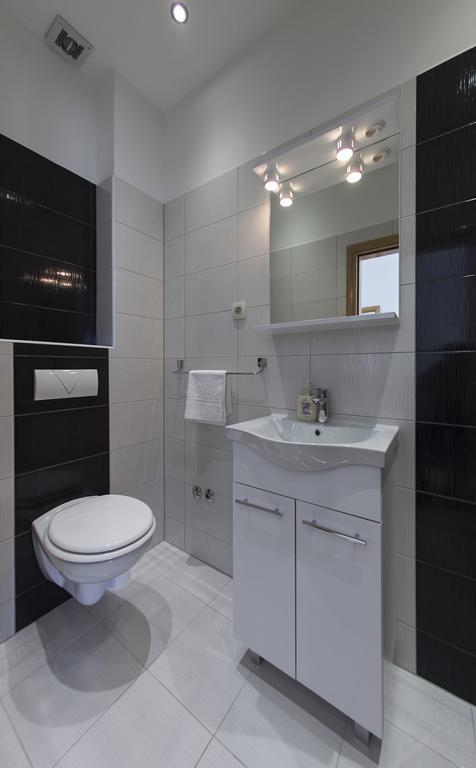 Apartments Villa Klara Baska Voda Ngoại thất bức ảnh