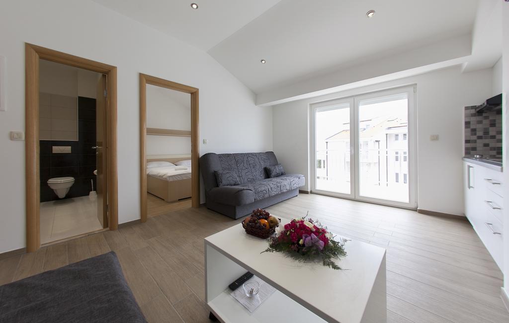 Apartments Villa Klara Baska Voda Ngoại thất bức ảnh