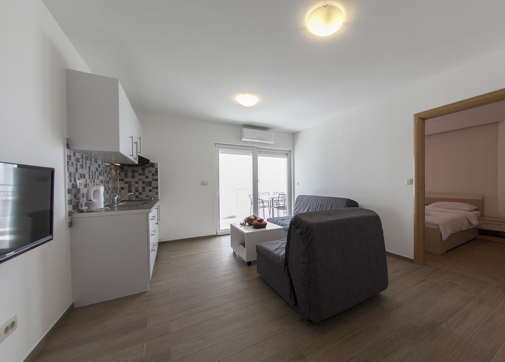 Apartments Villa Klara Baska Voda Ngoại thất bức ảnh